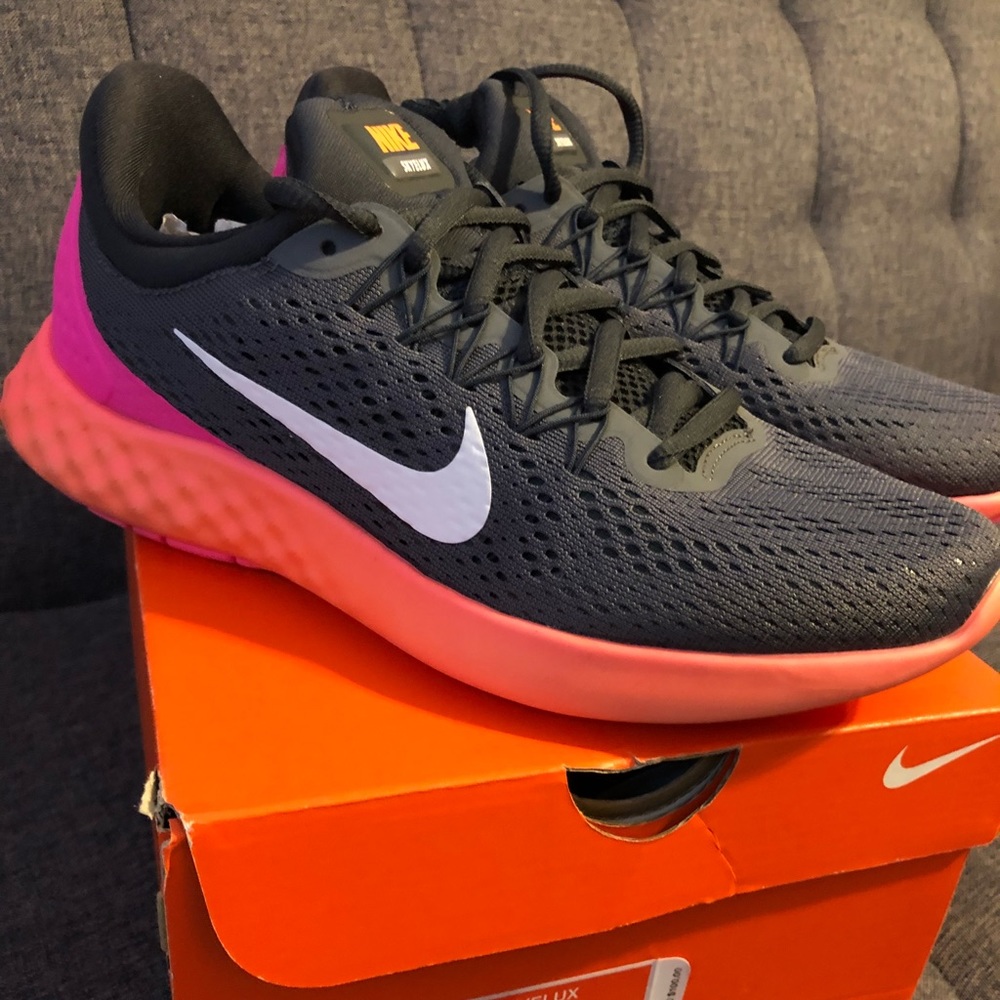 Women's NIKE LUNAR SKYELUX